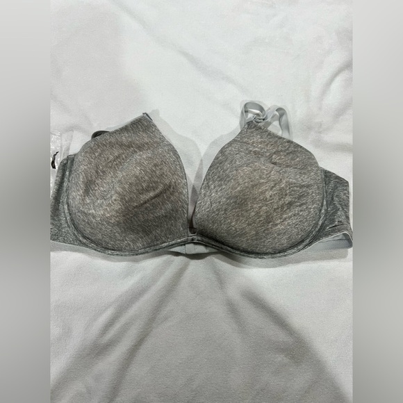 PINK Victoria's Secret Other - PINK VS Victoria Secret bra light grey gray lightest lined 42C